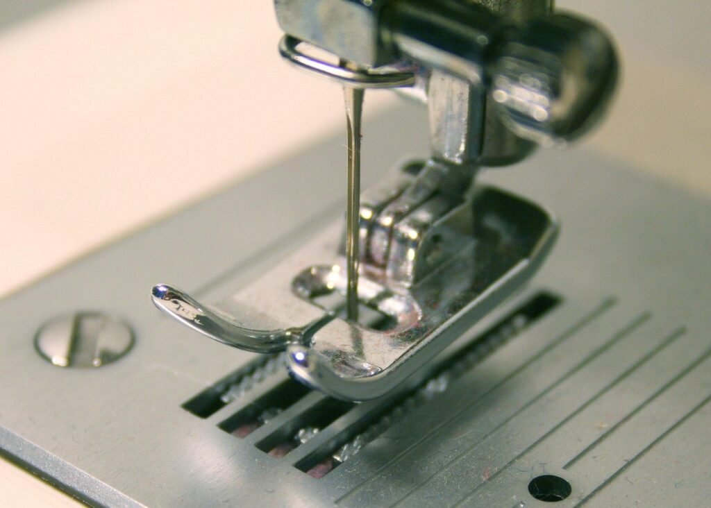 sewing machine, sewing, sew, machine, needle, work, clothing, textile, craft, tailor, fashion, seamstress, thread, equipment, sewing-machine, needlework, industry, tailoring, stitch, needlecraft, foot, adjust, stitching, quilting, quilt, sewing machine, sewing machine, sewing machine, sewing machine, sewing machine, sewing, sewing, sewing, tailor, tailor, tailoring, quilting, quilt